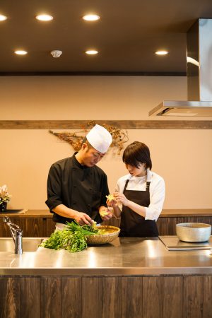 【雪国ガストロノミーの楽しみ方】山菜料理を〜作る〜